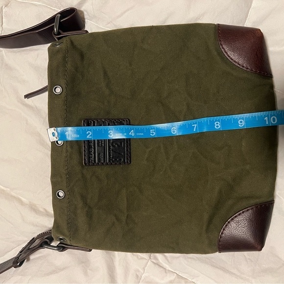 TREASURE & BOND Olive Green Canvas/ Brown Leather Messenger Crossbody Bag - Picture 9 of 9